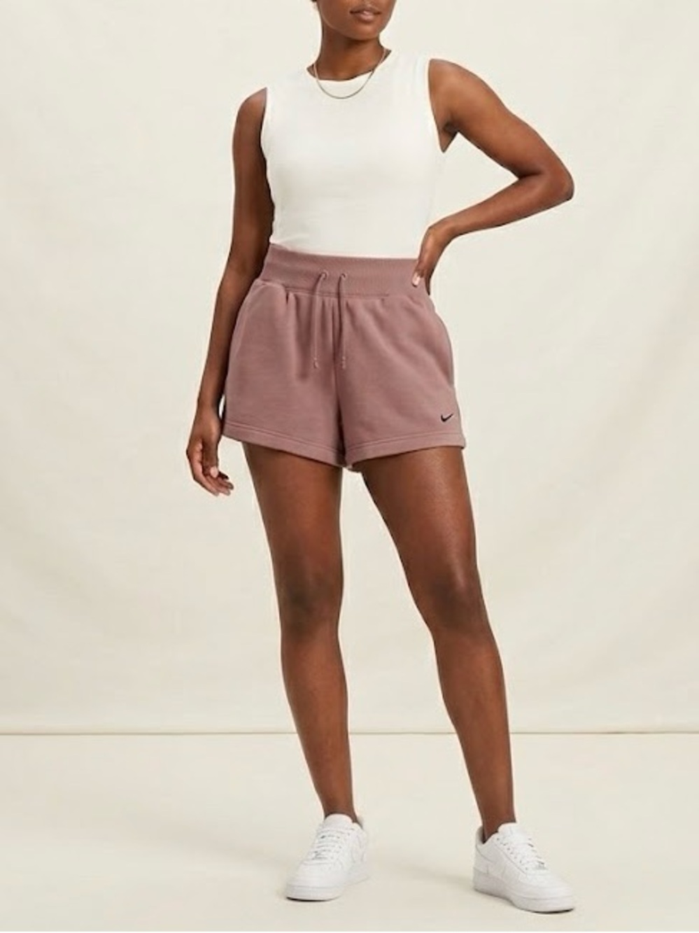 Nike Women’s Phoenix Fleece High-Waisted Loose Shorts Smokey Mauve Size L
